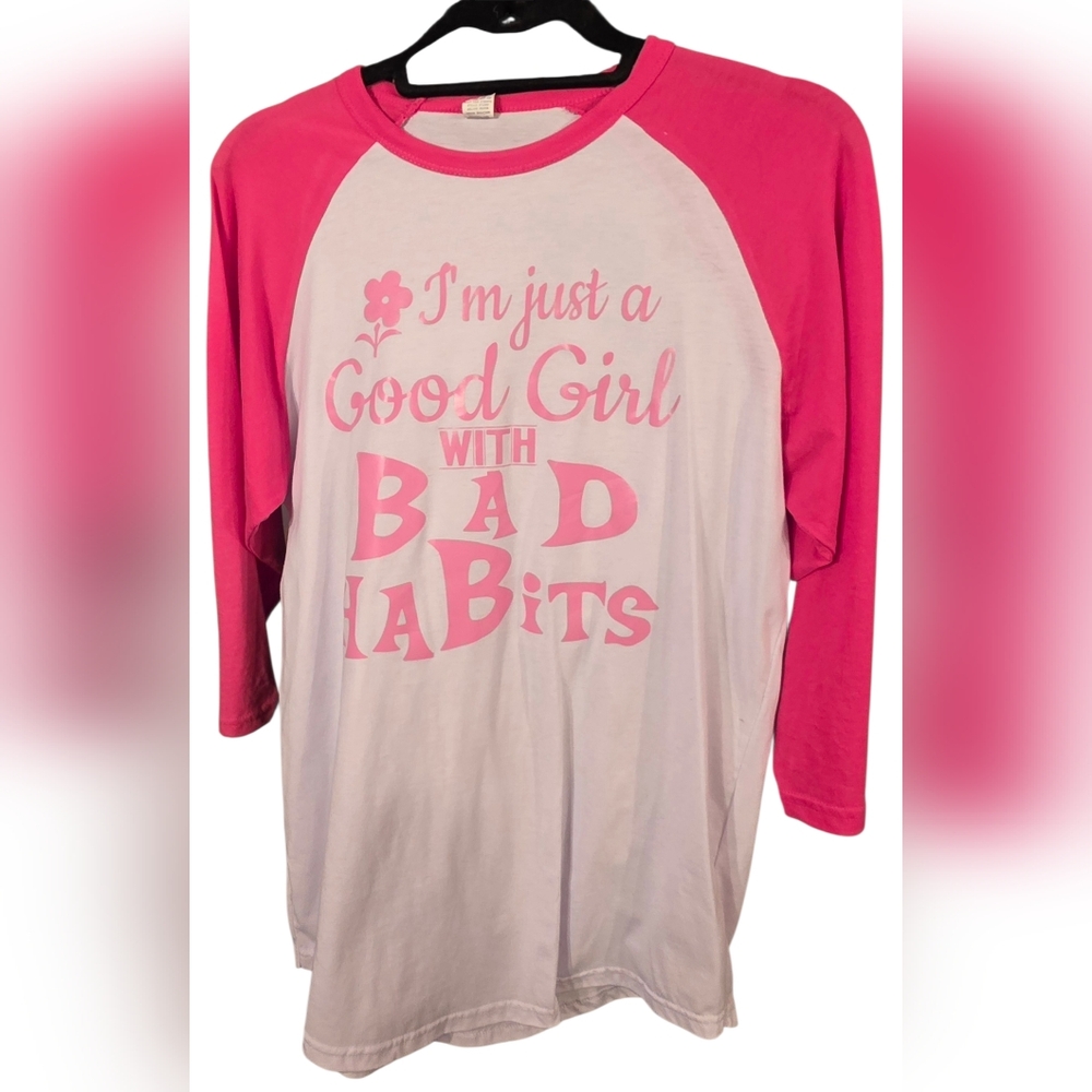 🫦NWT Pink & White Tee MED